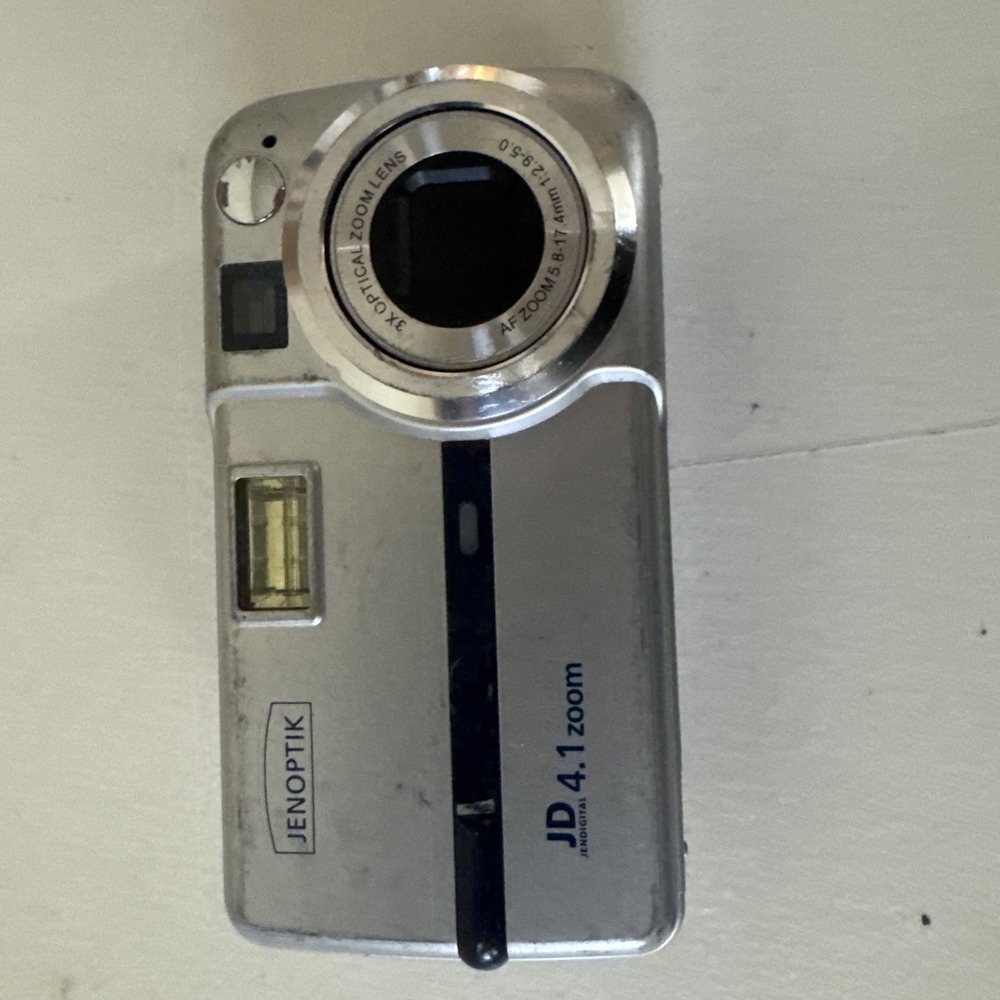 Jenoptik JD 4.1 Zoom Digital Compact Camera With 5.8-17.4Mm